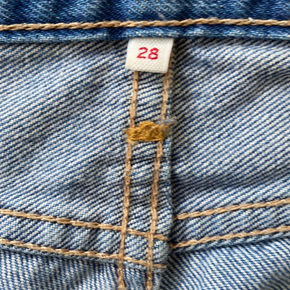 Levi’s Straight Leg Jeans - Picture 11 of 13